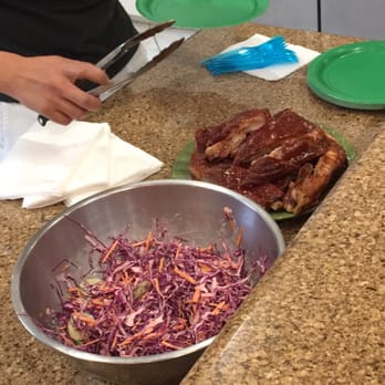 Big City Chefs - This is the amount of ribs that was served for 20 people. This was the coleslaw that was supposed to serve 20 people. Not much. - Personal Chefs Near Me - Irvine, California Big City Chefs - This is the amount of ribs that was served for 20 people. This was the coleslaw that was supposed to serve 20 people. Not much. - Personal Chefs Near Me - Irvine, California