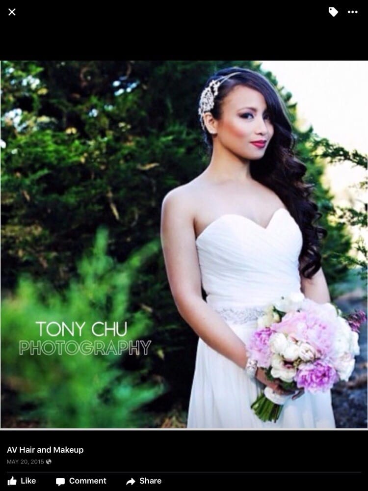 AV Hair & Makeup Logo