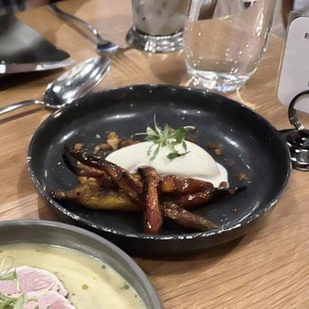 Rooster & Owl - Carrots and cornbread ice cream - New American Near Me - Washington, DC, District of Columbia Rooster & Owl - Carrots and cornbread ice cream - New American Near Me - Washington, DC, District of Columbia