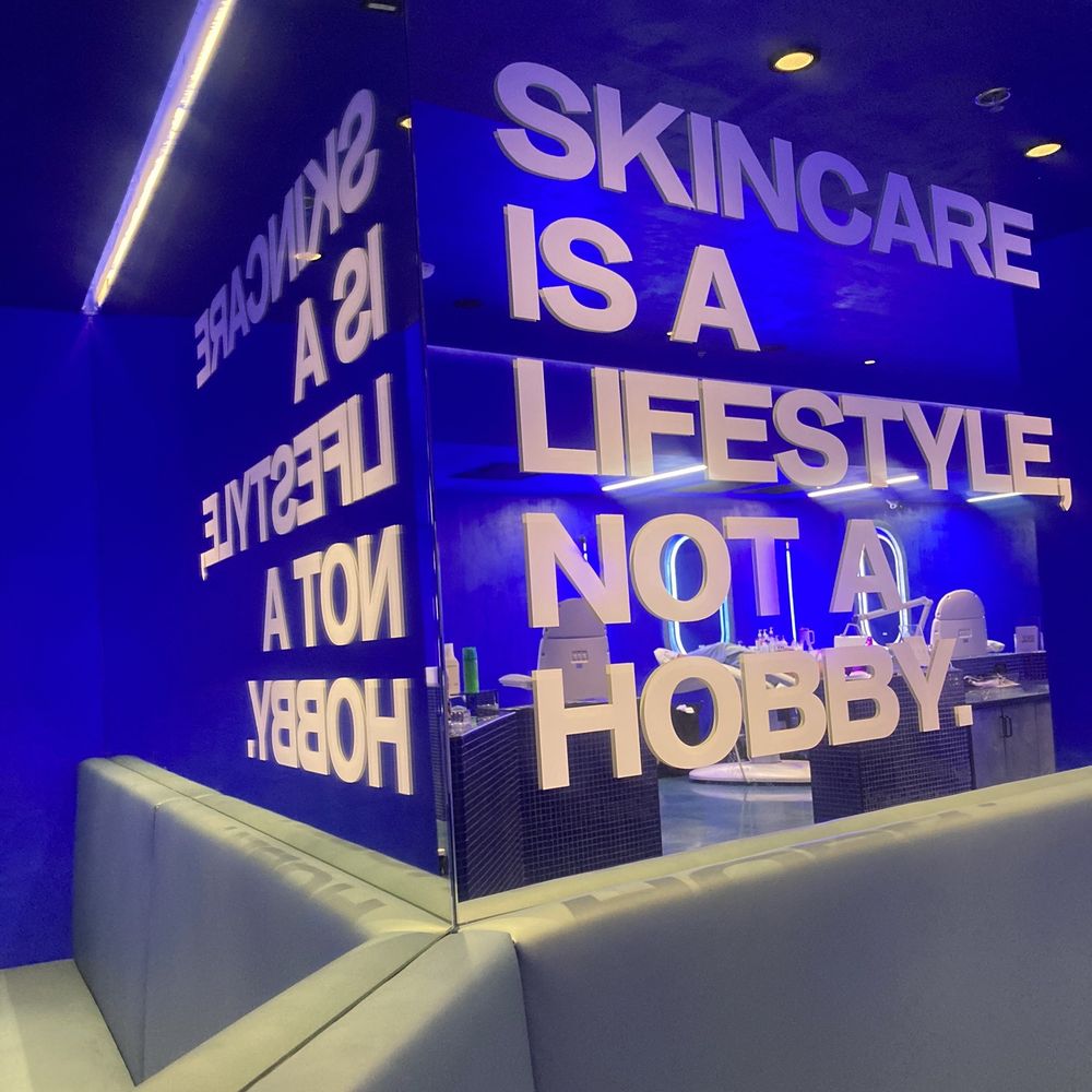Hi, skin - Lobby Mirror - Skin Care Near Me - Washington, DC, District of Columbia Hi, skin - Lobby Mirror - Skin Care Near Me - Washington, DC, District of Columbia