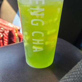 Feng Cha - Round Rock - Jasmine Green Apple Tea with real apple pieces. Light sweetener. - Bubble Tea Near Me - Round Rock, Texas