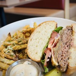 Capital Grill & Bar - Capital Burger