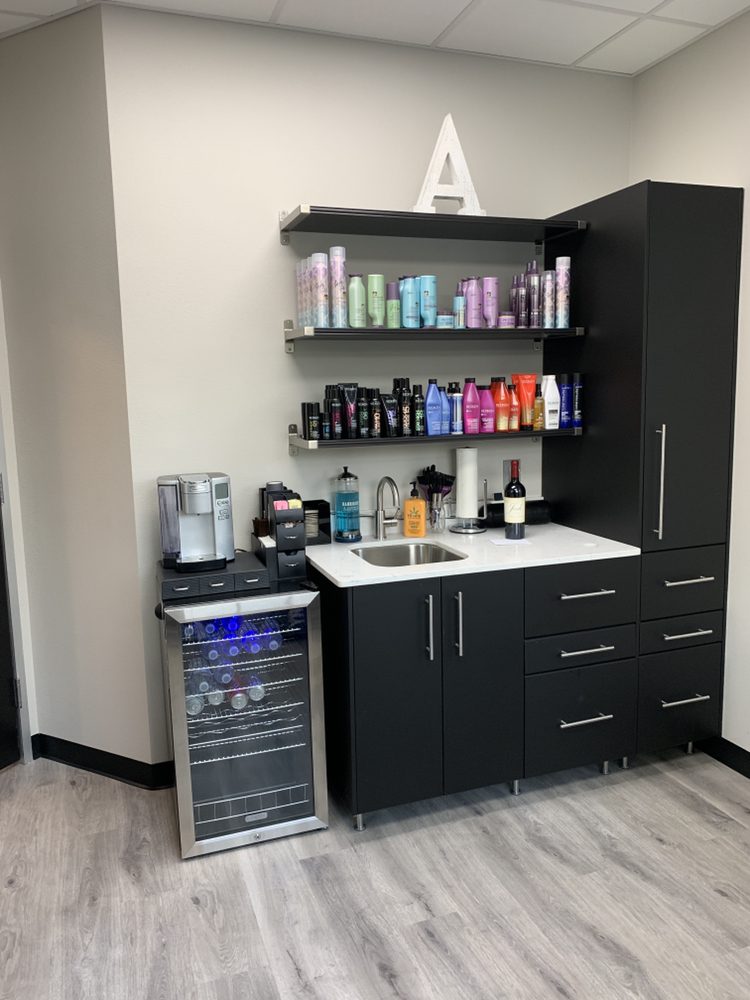 Alison Morin Studio #123 @ Suncoast Salon Studios Image