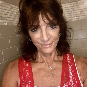 Jerry’s Dockside Bar & Grill - Yours truly!  So nervous but doing it! - New American Near Me - Gibsonton, Florida