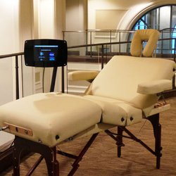 FAR Clinic - PEMF medical bed