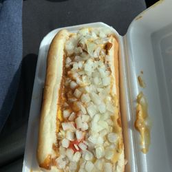 The Oaks - Chili cheese dog with onions