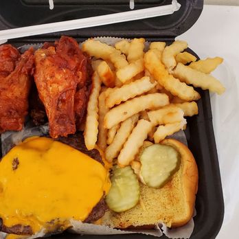 Hungry AF - Atlanta - Cold French fries..soggy hamburger bun..tough under cooked wings..Watery honey hotsauce.. - Italian Near Me - Atlanta, Georgia