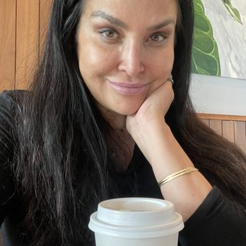 Starbucks - Coffee & Tea Near Me - Los Angeles, California Starbucks - Coffee & Tea Near Me - Los Angeles, California