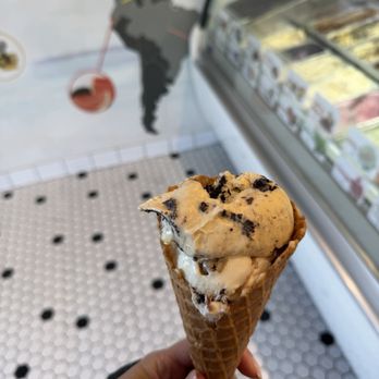Saffron And Rose - Ice Cream & Frozen Yogurt Near Me - Del Mar, California