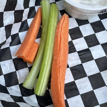 Peckish - Veggies - Chicken Wings Near Me - Denver, Colorado