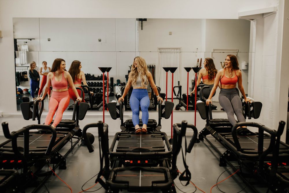 PIRANHA FITNESS STUDIO 11 Photos & 21 Reviews Gyms 315 College