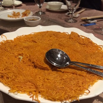 金燕島潮州酒樓 - Deep fried noodle dessert with sauce and sugar - Teochew Near Me - Hong Kong, HK