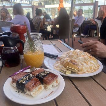 Kona Craft Cafe - Spam Masubi and caramel apple cinnamon roll - Breakfast & Brunch Near Me - Carlsbad, California
