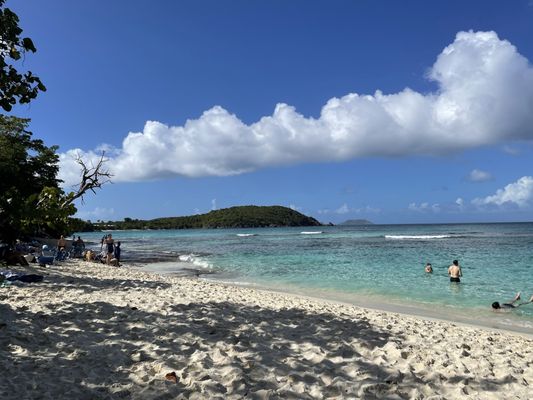 Hawksnest Beach by null