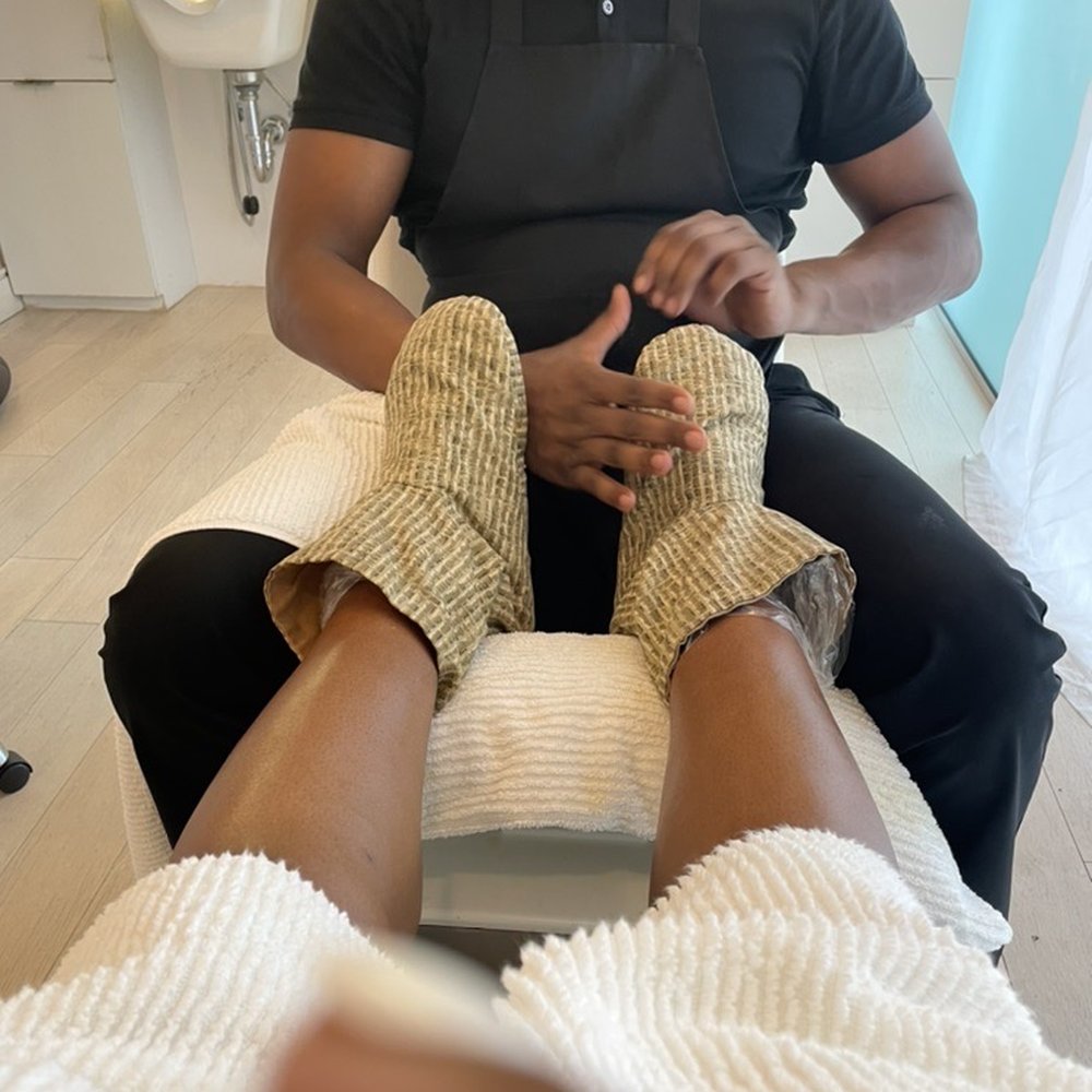 The Ivy Hotel - Foot mask - Hotels Near Me - Baltimore, Maryland The Ivy Hotel - Foot mask - Hotels Near Me - Baltimore, Maryland