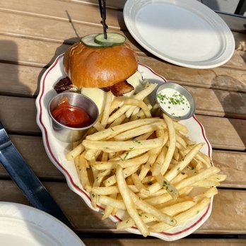 The Lexington - Burger. Mmmmm! - American Near Me - Saint Paul, Minnesota The Lexington - Burger. Mmmmm! - American Near Me - Saint Paul, Minnesota