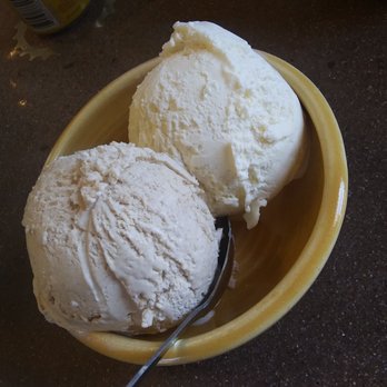 Arcata Scoop - Maple Syrup and Vanilla Ice ceam - Ice Cream & Frozen Yogurt Near Me - Arcata, California