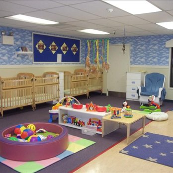 Overlake KinderCare - Infant Classroom - Child Care & Day Care Near Me - Redmond, Washington
