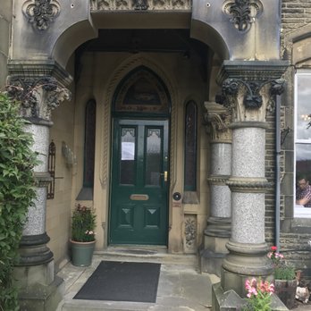 Ashmount Country House - Main Entrance - Hotels Near Me - Haworth, XWY