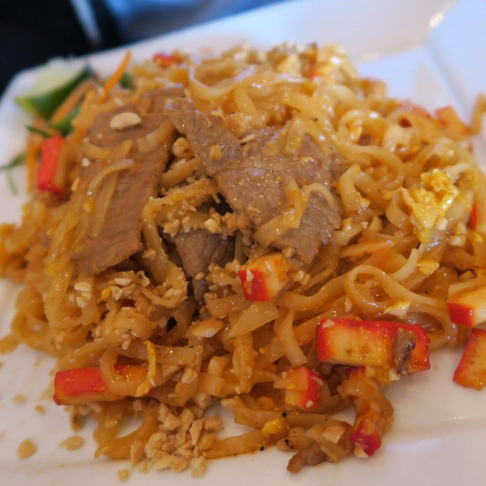 Natta Thai - Pad Thai w/ beef - Thai Near Me - Vienna, Virginia Natta Thai - Pad Thai w/ beef - Thai Near Me - Vienna, Virginia
