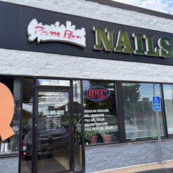 Pamper Nails - Outside