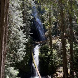 Murhut Falls