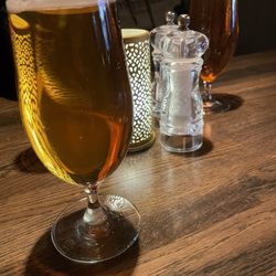 Drottninghof Grill & Bar - Arboga öl