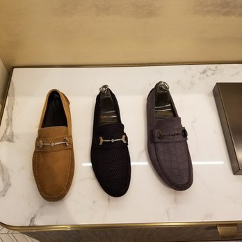 Jimmy Choo - Atlanta - Shoe Stores Near Me - Atlanta, Georgia Jimmy Choo - Atlanta - Shoe Stores Near Me - Atlanta, Georgia