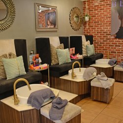 Velarde Salon & Spa