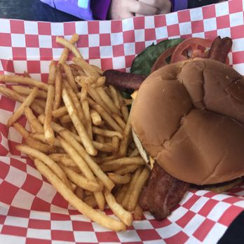 Cakes By Marie - Cupcakes Near Me - Pueblo West, Colorado