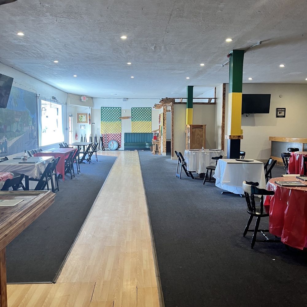 Jerk Center - Inside the restaurant - Caribbean Near Me - Tarpon Springs, Florida Jerk Center - Inside the restaurant - Caribbean Near Me - Tarpon Springs, Florida
