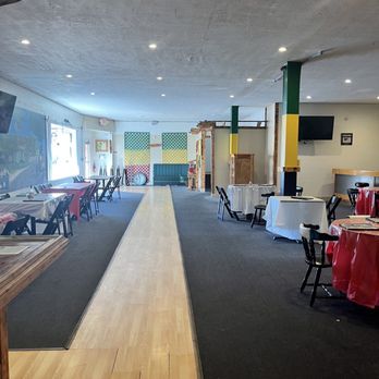 Jerk Center - Inside the restaurant - Caribbean Near Me - Tarpon Springs, Florida Jerk Center - Inside the restaurant - Caribbean Near Me - Tarpon Springs, Florida