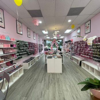 Fancy Lash Supply - Cosmetics & Beauty Supply Near Me - Austin, Texas Fancy Lash Supply - Cosmetics & Beauty Supply Near Me - Austin, Texas