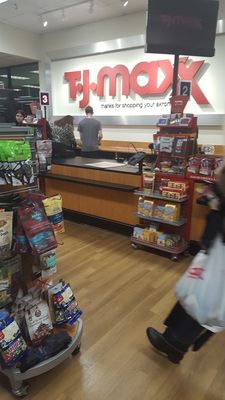 TJ MAXX & HOMEGOODS - Updated December 2025 - 12 Photos & 15 Reviews