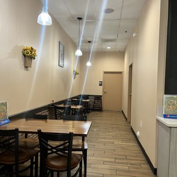 Chi Chop - Side dining area. - Taiwanese Near Me - Virginia Beach, Virginia Chi Chop - Side dining area. - Taiwanese Near Me - Virginia Beach, Virginia