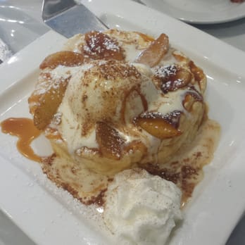 Aloha Kitchen - Banana alamode soufflé pancake - Breakfast & Brunch Near Me - Honolulu, Hawaii Aloha Kitchen - Banana alamode soufflé pancake - Breakfast & Brunch Near Me - Honolulu, Hawaii