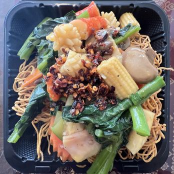 Kim Sun Kitchen - Crispy Noodle at its finest! Lol - Chinese Near Me - Long Beach, California