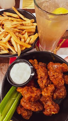 TGI Fridays by null