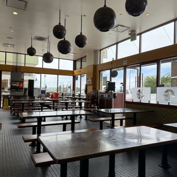 Dametra Fresh Mediterranean - Inside seating - Mediterranean Near Me - Marina, California Dametra Fresh Mediterranean - Inside seating - Mediterranean Near Me - Marina, California