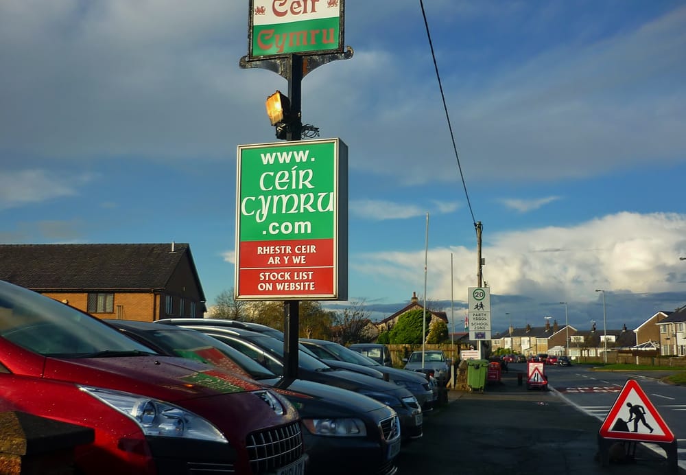 CEIR CYMRU The B4366, Bethel, Gwynedd, United Kingdom Car Dealers
