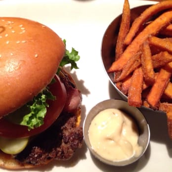 Earls Kitchen + Bar - Bacon cheddar burger - Canadian (New) Near Me - Edmonton, Alberta Earls Kitchen + Bar - Bacon cheddar burger - Canadian (New) Near Me - Edmonton, Alberta
