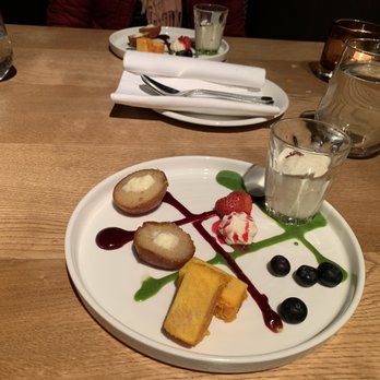 Chai Ki - Dessert selection - Asian Fusion Near Me - London, XGL Chai Ki - Dessert selection - Asian Fusion Near Me - London, XGL