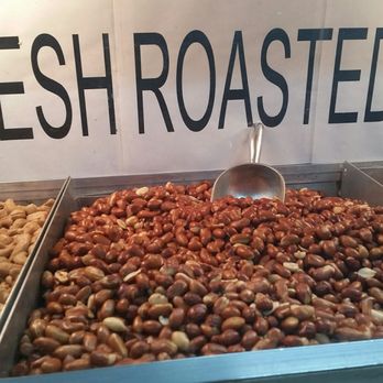 Mountaineer Kandy Kitchen - fresh roasted nuts - Candy Stores Near Me - Gatlinburg, Tennessee Mountaineer Kandy Kitchen - fresh roasted nuts - Candy Stores Near Me - Gatlinburg, Tennessee