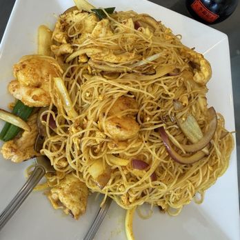 Street Wok - Singapore Rice Noodle - Szechuan Near Me - Portland, Oregon