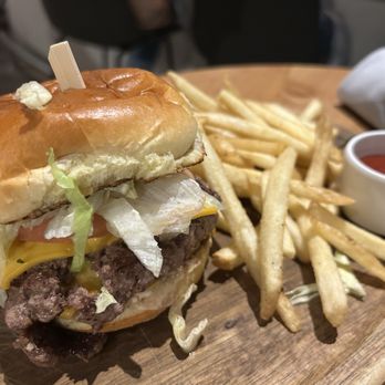Kitchen Social - Burger and fries - New American Near Me - Westlake, Ohio