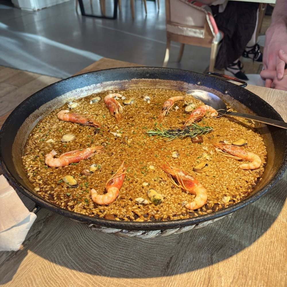 MANÁ 75 - Senyoret Paella - Mediterranean Near Me - Barcelona, B MANÁ 75 - Senyoret Paella - Mediterranean Near Me - Barcelona, B