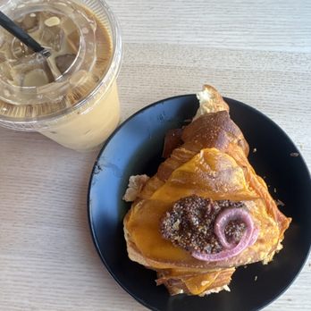 Atria Cafe - Cafes Near Me - Lakewood Ranch, Florida