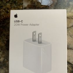 Best Buy - Oceanside - Apple Power Adapter Plug C .