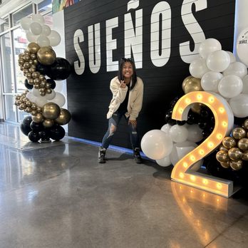 Sueños Coffee - Anniversary Digs - Coffee & Tea Near Me - Albuquerque, New Mexico