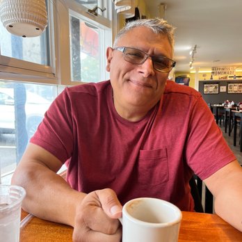 Oneil's Kitchen - Morning Coffee - American Near Me - Mashpee, Massachusetts